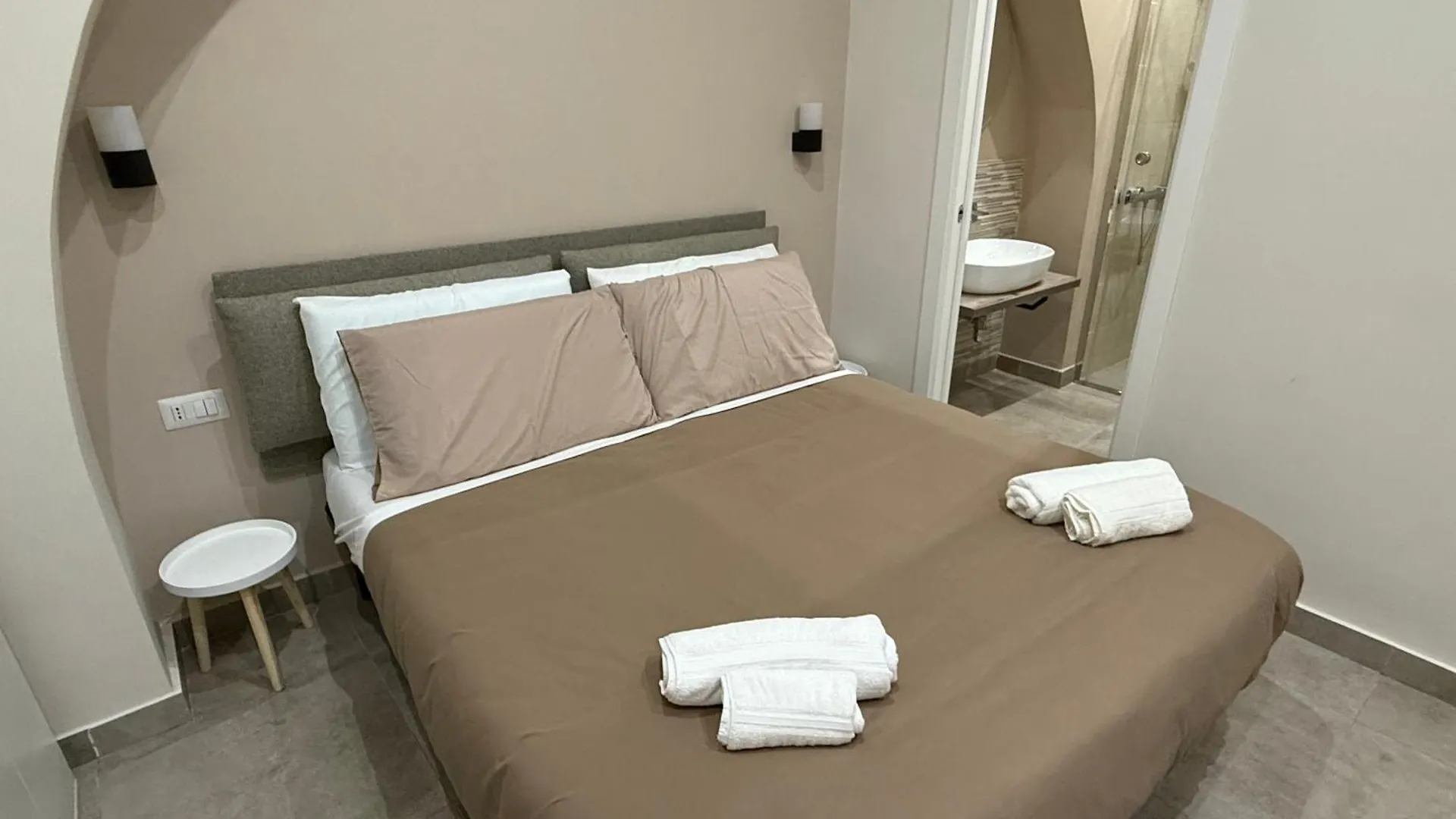 Stay In Naples - Arenaccia 211 Rooms And Suite Bed & Breakfast