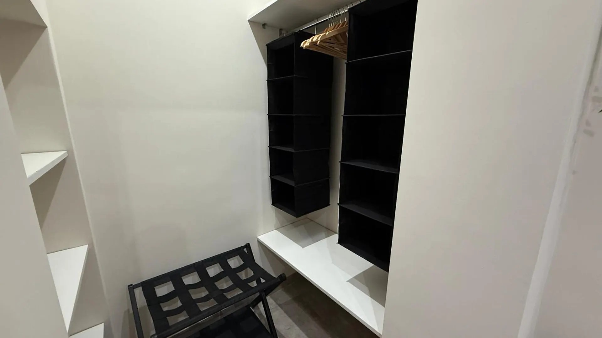 Bed & Breakfast Stay In Naples - Arenaccia 211 Rooms And Suite Italy